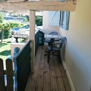 appartement-a-la-grieges.hotels-rhonealpes.com/